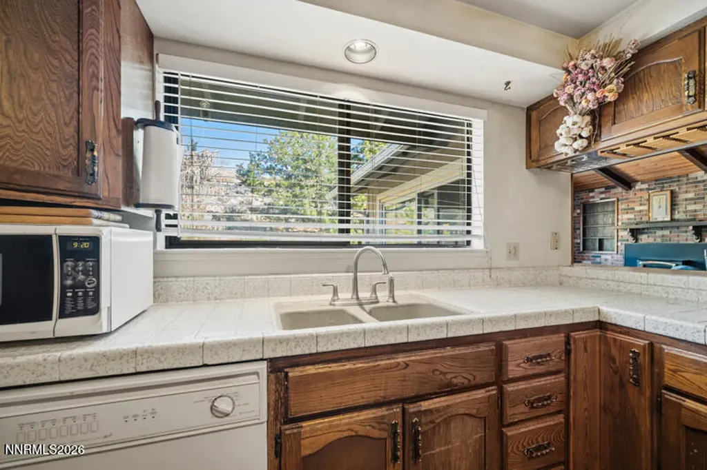 20447 Temelec Reno NV 89521