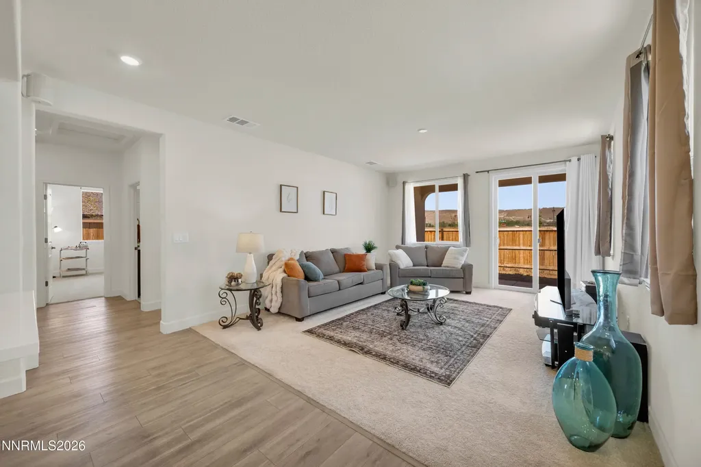 6182 Farm House Sparks NV 89436