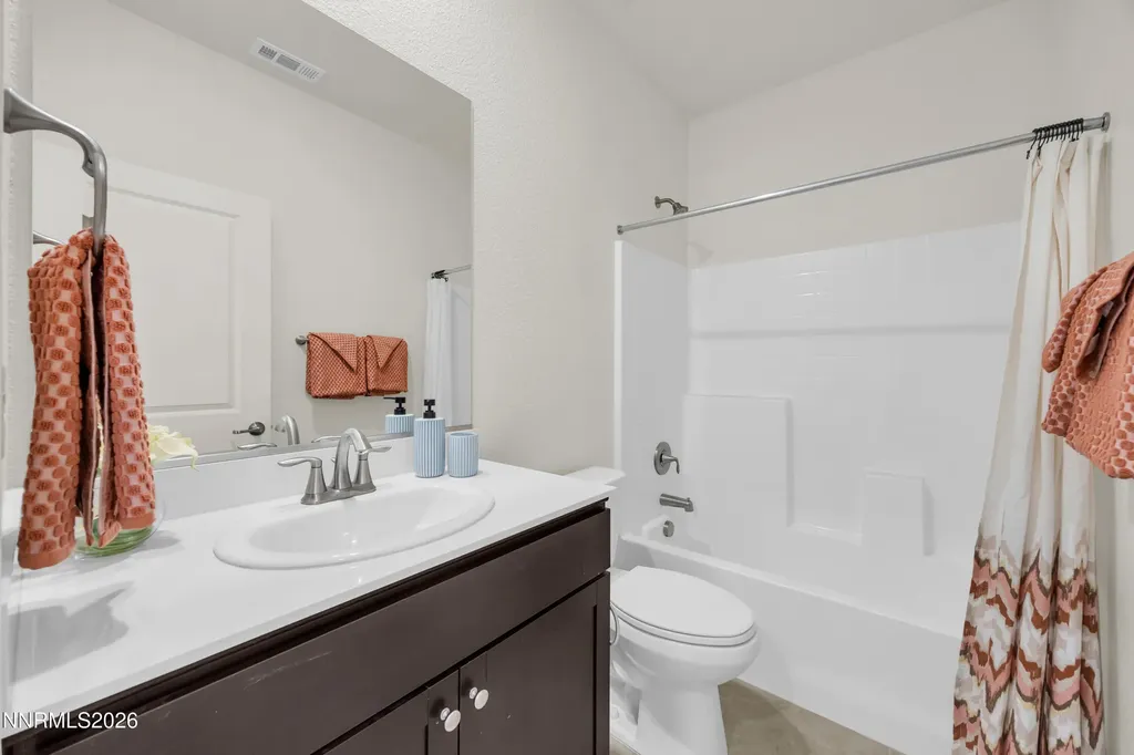 6182 Farm House Sparks NV 89436