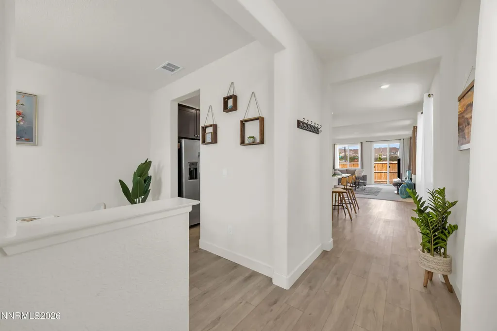 6182 Farm House Sparks NV 89436