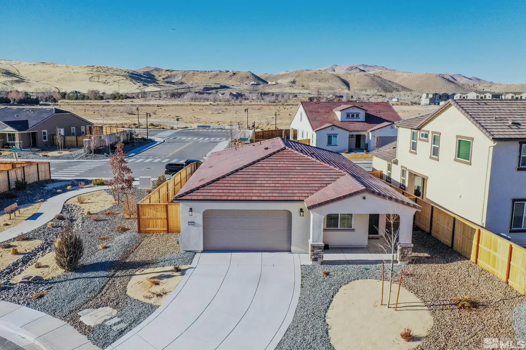 6182 Farm House Sparks NV 89436