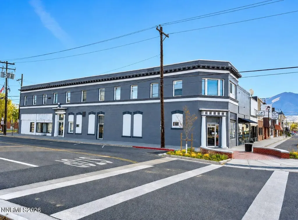 352 Bridge Winnemucca NV 89445