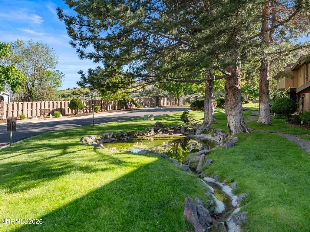121 Lake Glen Carson City NV 89703