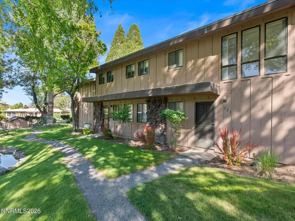121 Lake Glen Carson City NV 89703