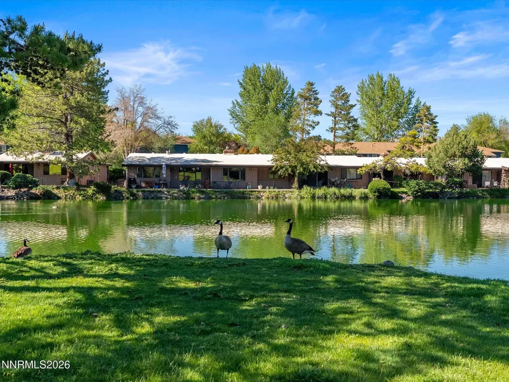 121 Lake Glen Carson City NV 89703