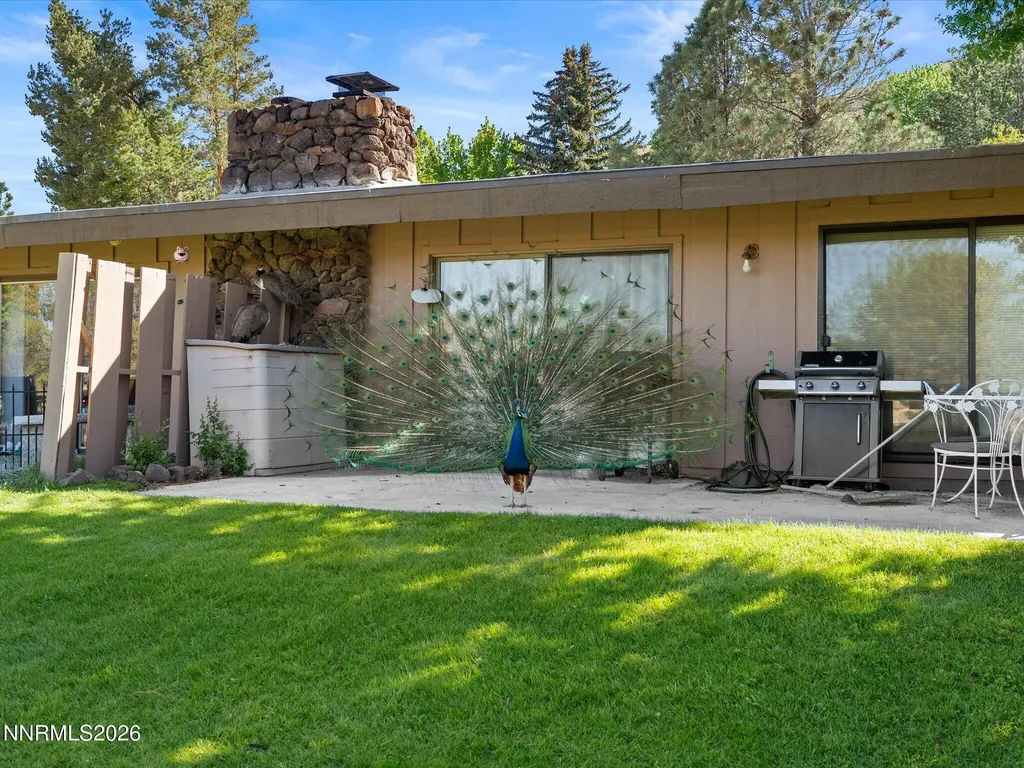 121 Lake Glen Carson City NV 89703