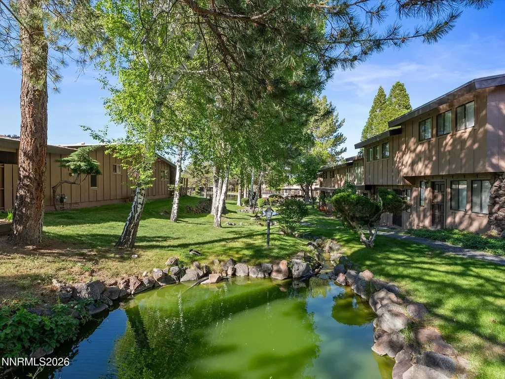 121 Lake Glen Carson City NV 89703