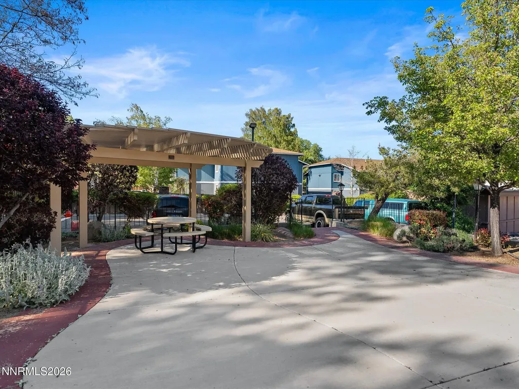 121 Lake Glen Carson City NV 89703