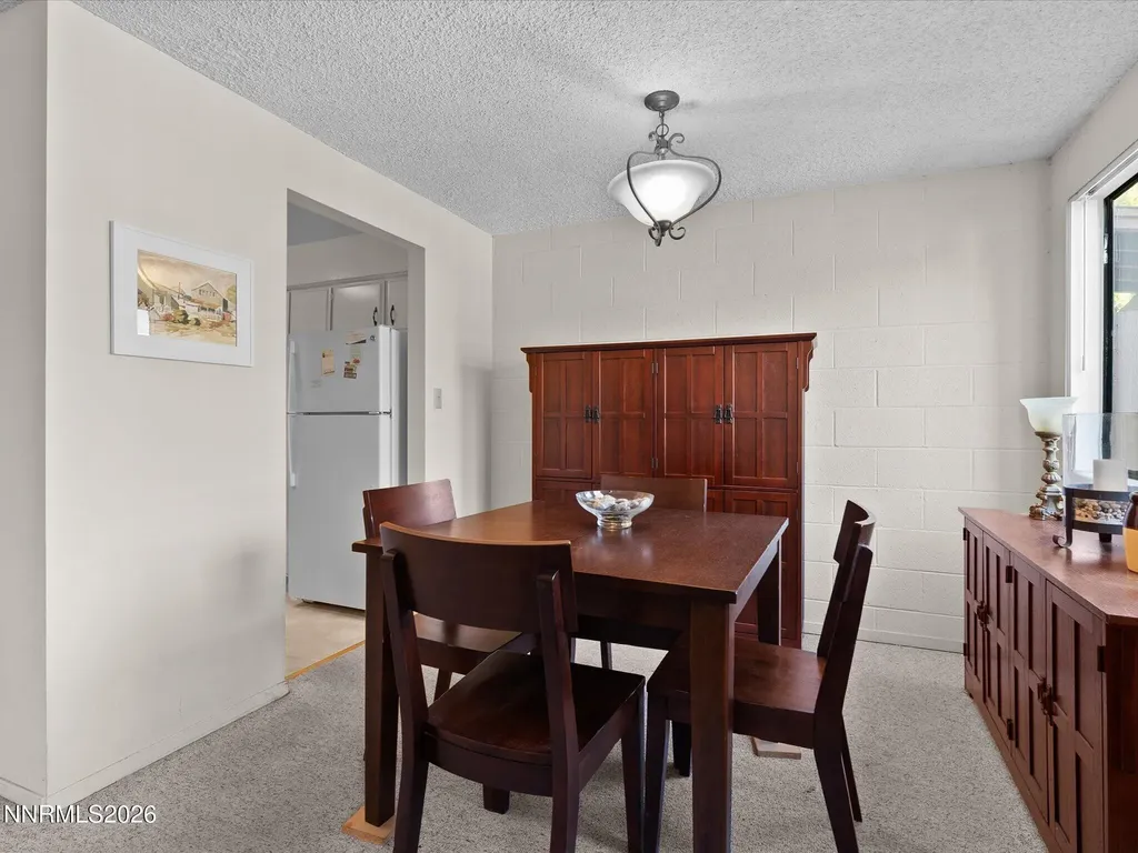 121 Lake Glen Carson City NV 89703
