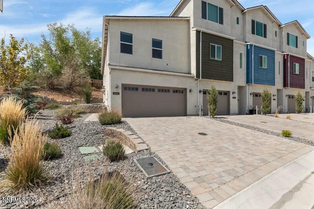 5001 Cavestone Sun Valley NV 89433