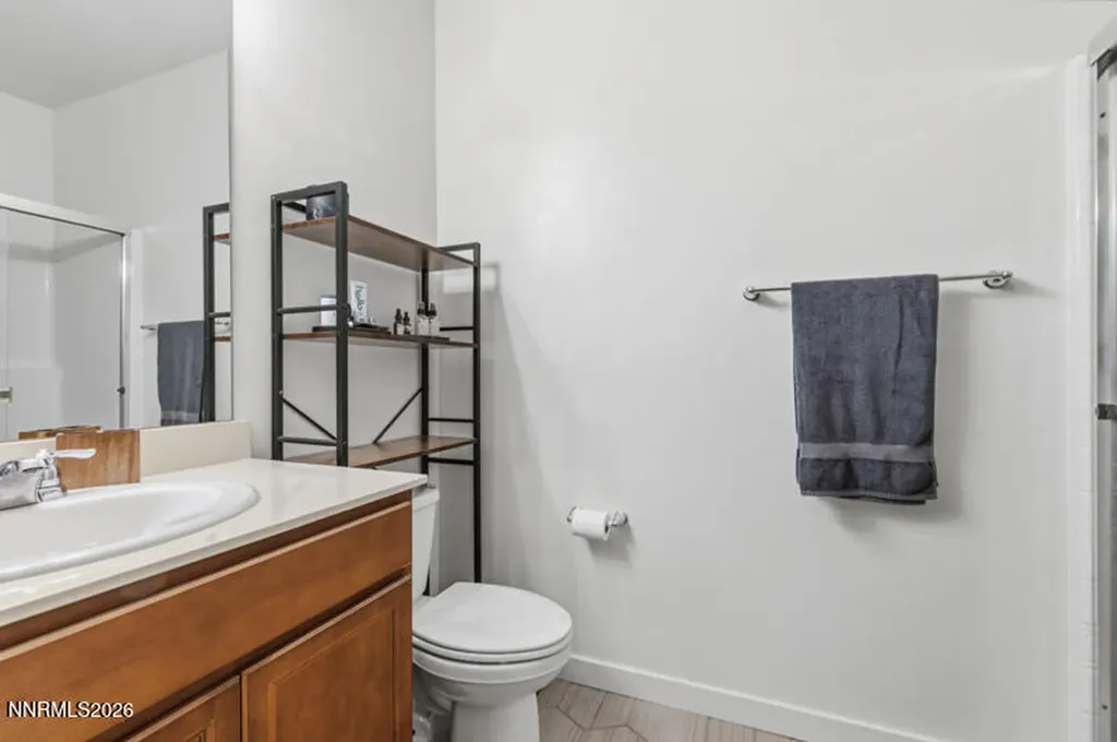 5001 Cavestone Sun Valley NV 89433