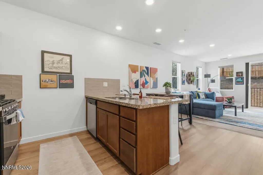 5001 Cavestone Sun Valley NV 89433