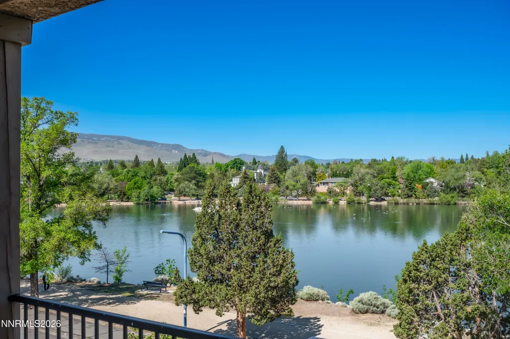 2490 Eastshore Reno NV 89509
