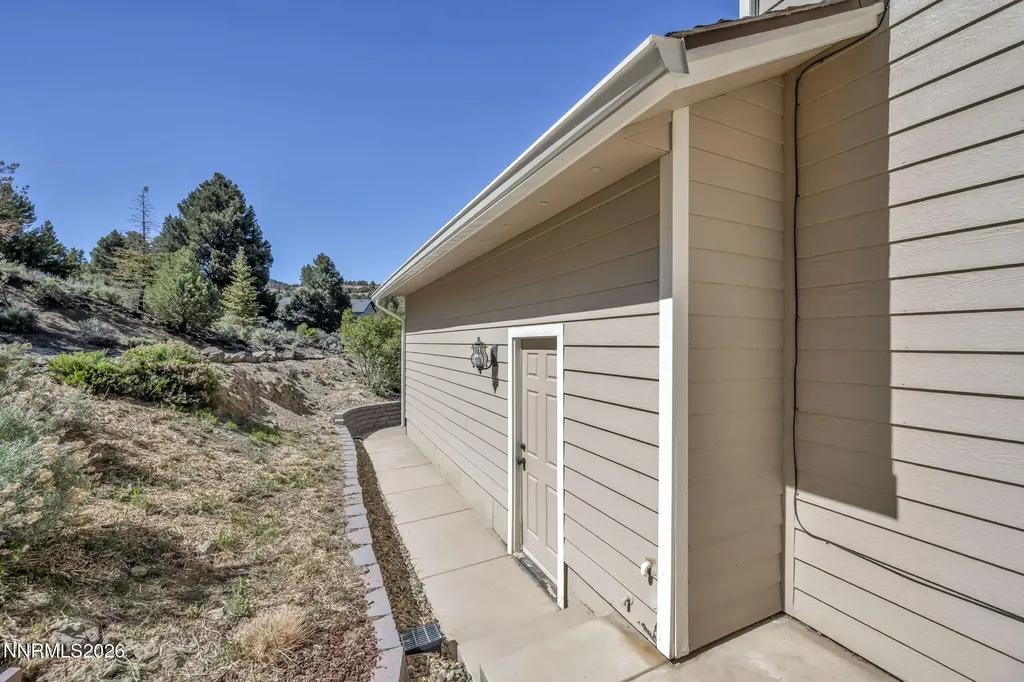 2569 Cartwright Reno NV 89521