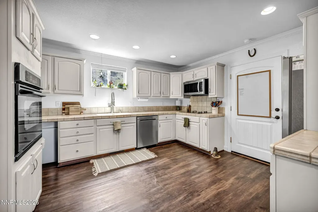 2569 Cartwright Reno NV 89521