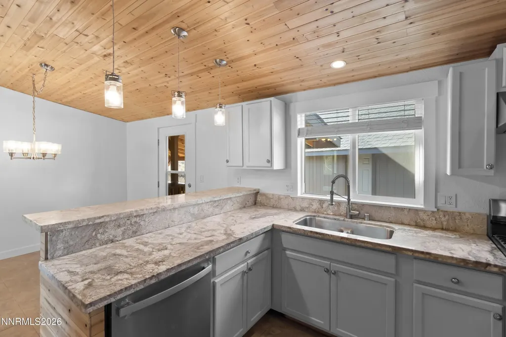 4711 Leonesio Sun Valley NV 89433