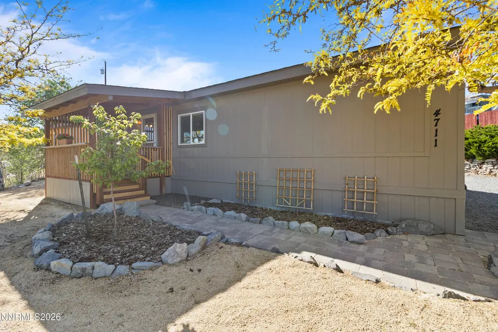 4711 Leonesio Sun Valley NV 89433