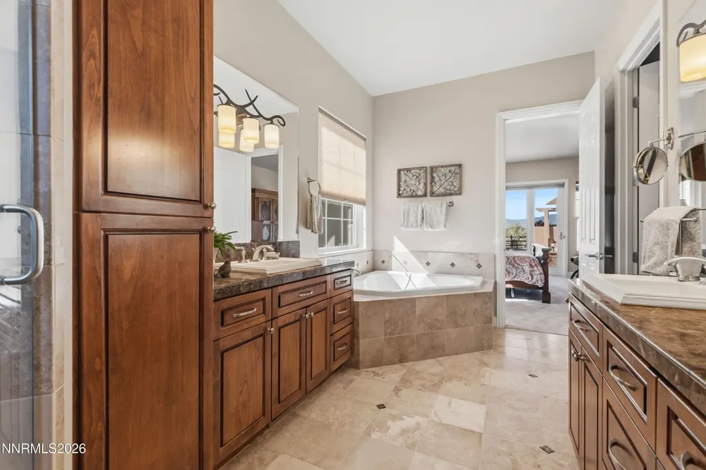 1915 Dakota Ridge Reno NV 89523
