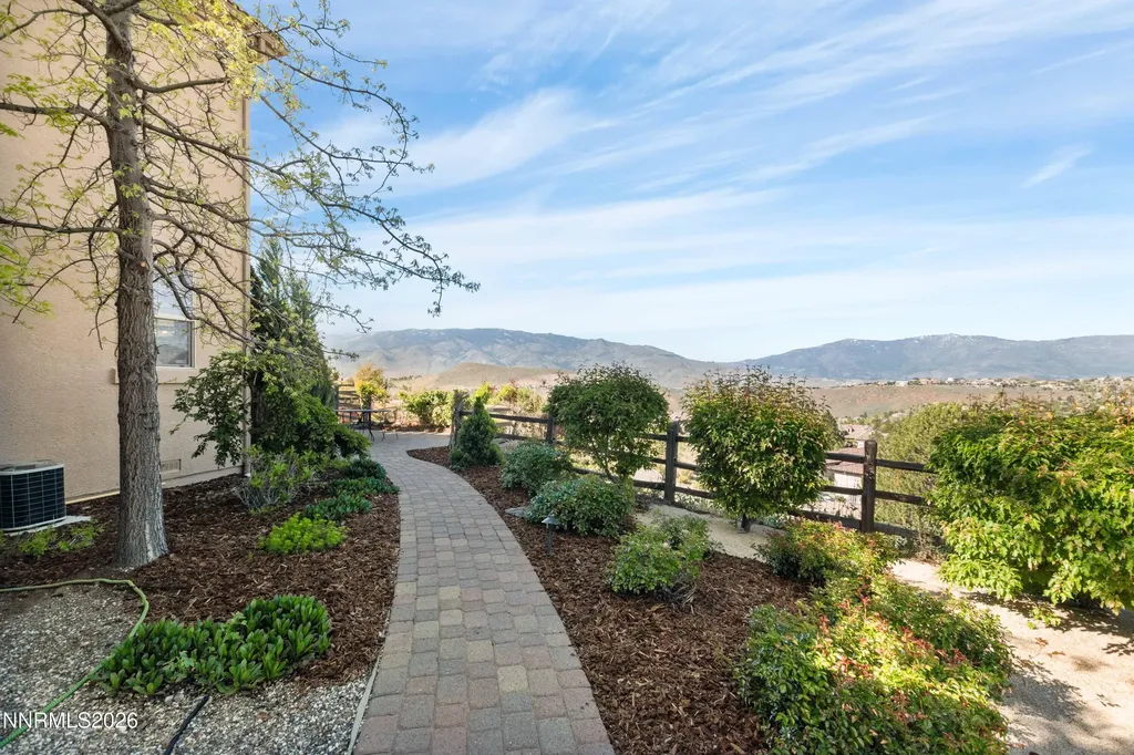 1915 Dakota Ridge Reno NV 89523