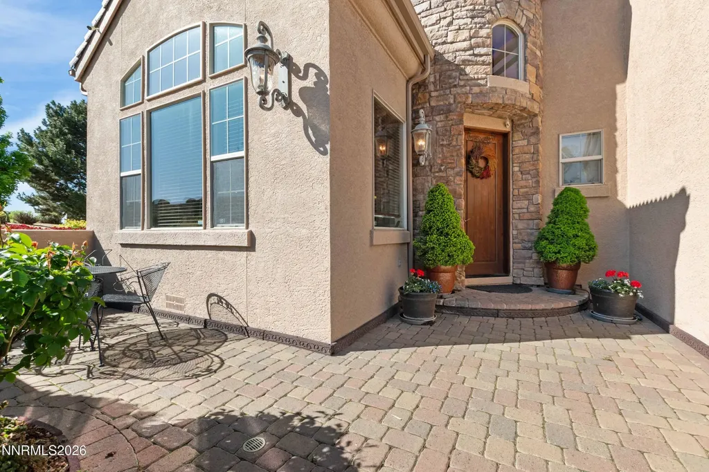 1915 Dakota Ridge Reno NV 89523