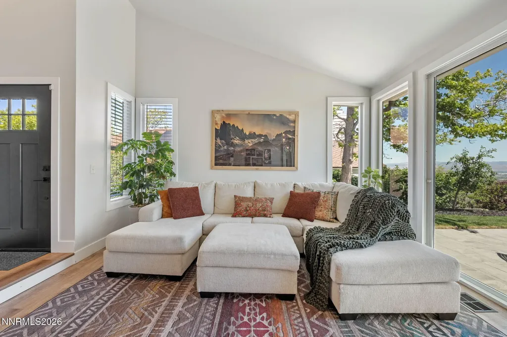3548 Skyline View Reno NV 89509