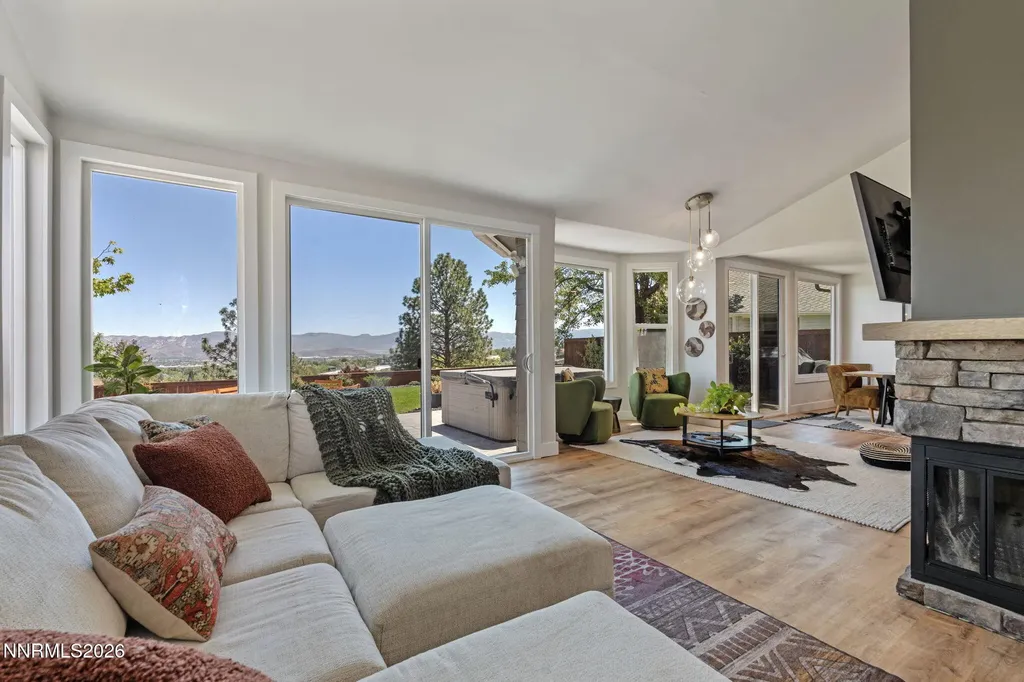 3548 Skyline View Reno NV 89509