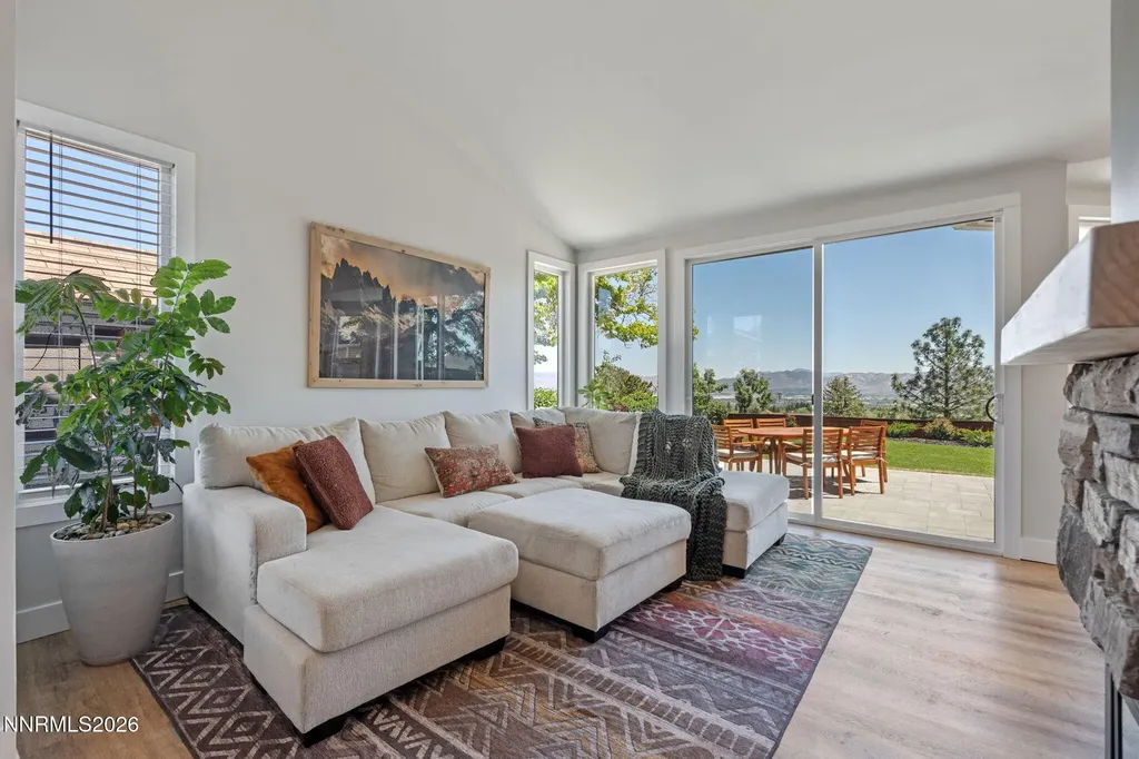 3548 Skyline View Reno NV 89509
