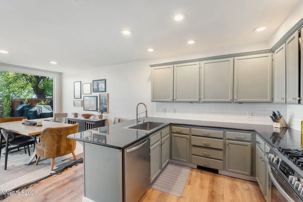 3548 Skyline View Reno NV 89509
