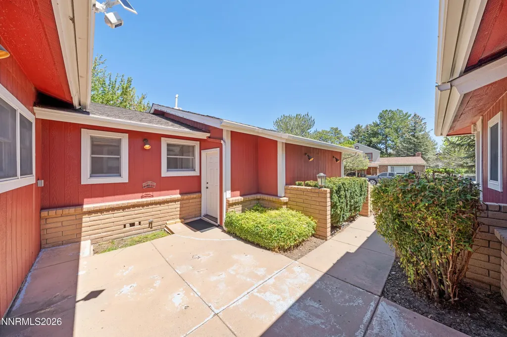 1600 La Mirada Carson City NV 89703