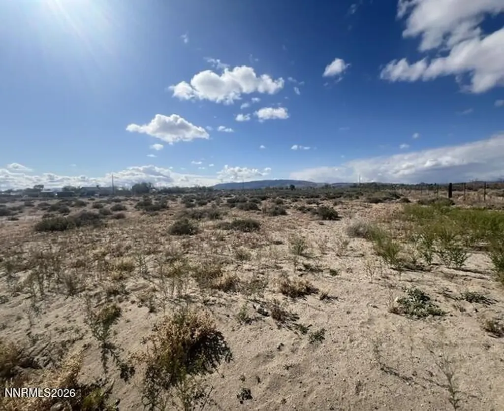 2780 2nd Silver Springs NV 89429