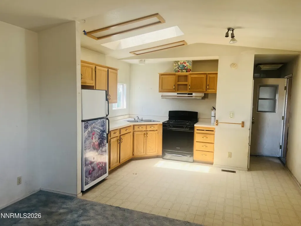 2780 2nd Silver Springs NV 89429
