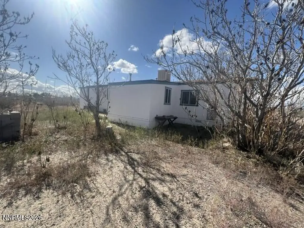 2780 2nd Silver Springs NV 89429