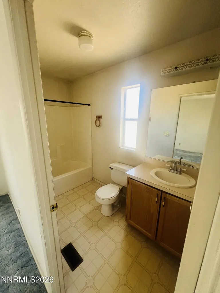 2780 2nd Silver Springs NV 89429