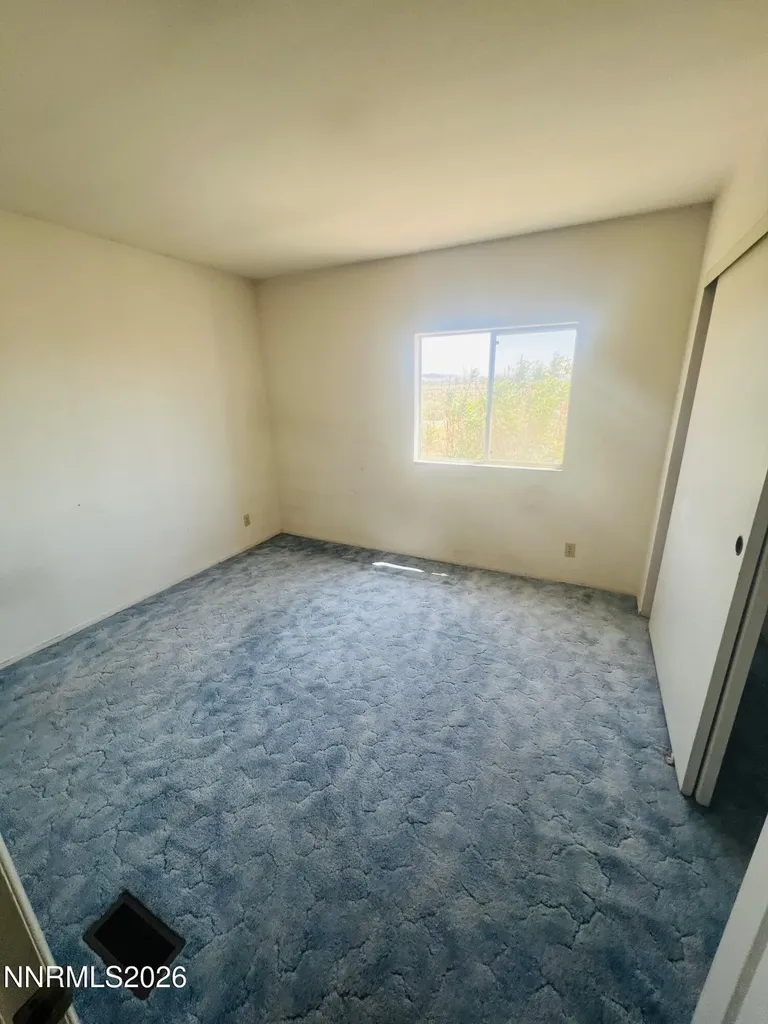 2780 2nd Silver Springs NV 89429