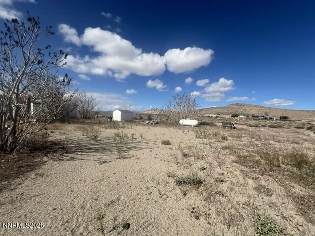 2780 2nd Silver Springs NV 89429
