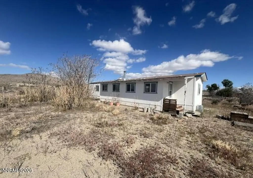 2780 2nd Silver Springs NV 89429