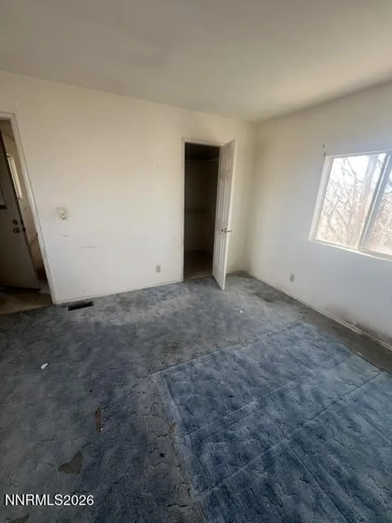 2780 2nd Silver Springs NV 89429