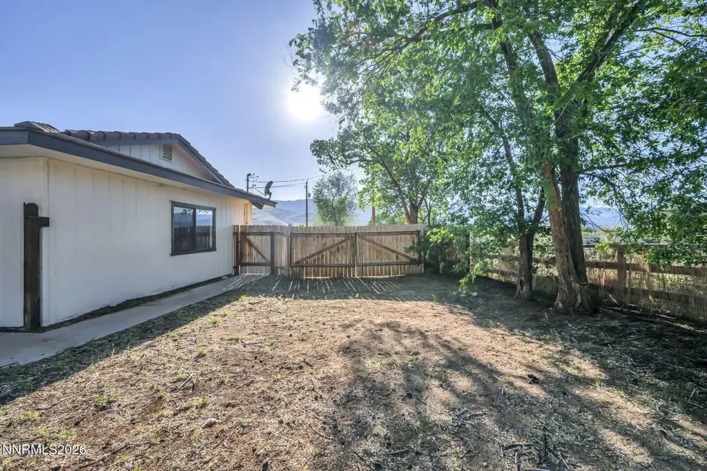 2635 Edmonds Carson City NV 89701