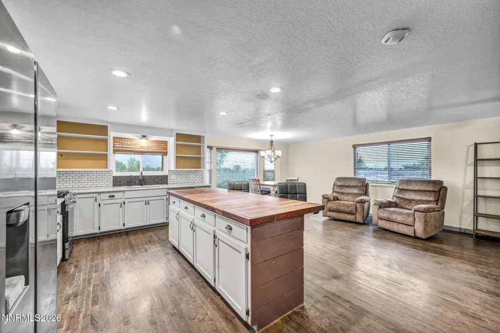 2635 Edmonds Carson City NV 89701
