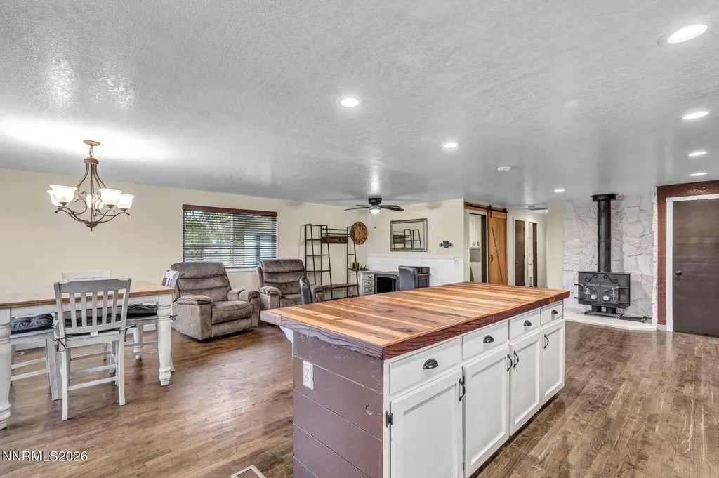 2635 Edmonds Carson City NV 89701