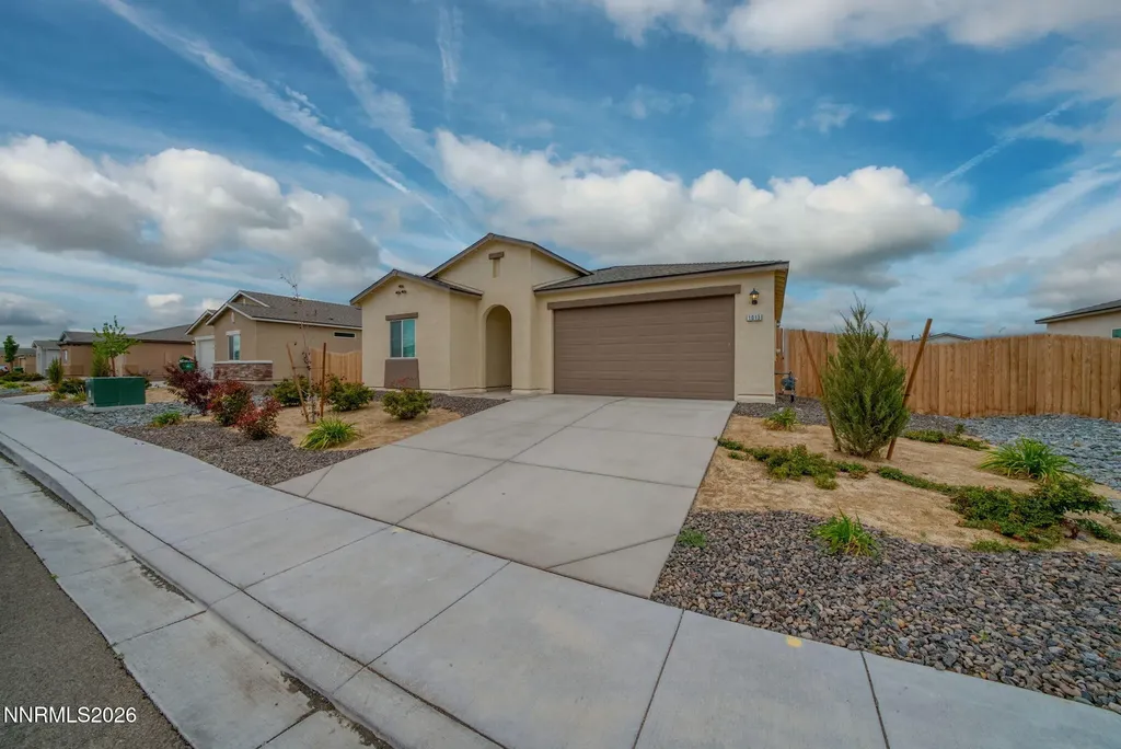 1013 Anthony Fernley NV 89408