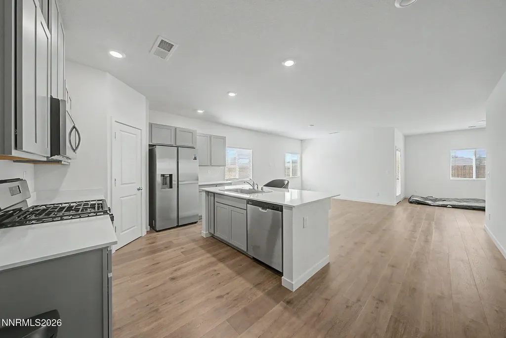 1013 Anthony Fernley NV 89408