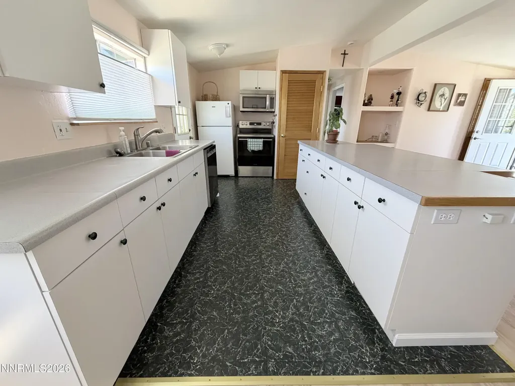17820 Blackbird Reno NV 89508