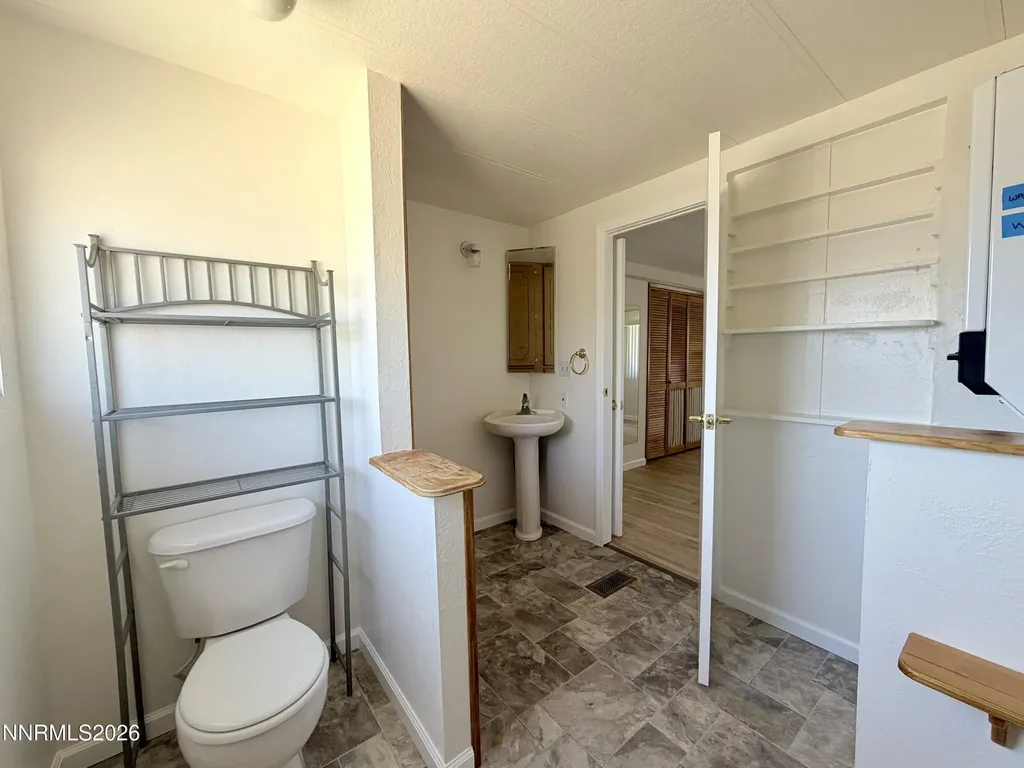 17820 Blackbird Reno NV 89508
