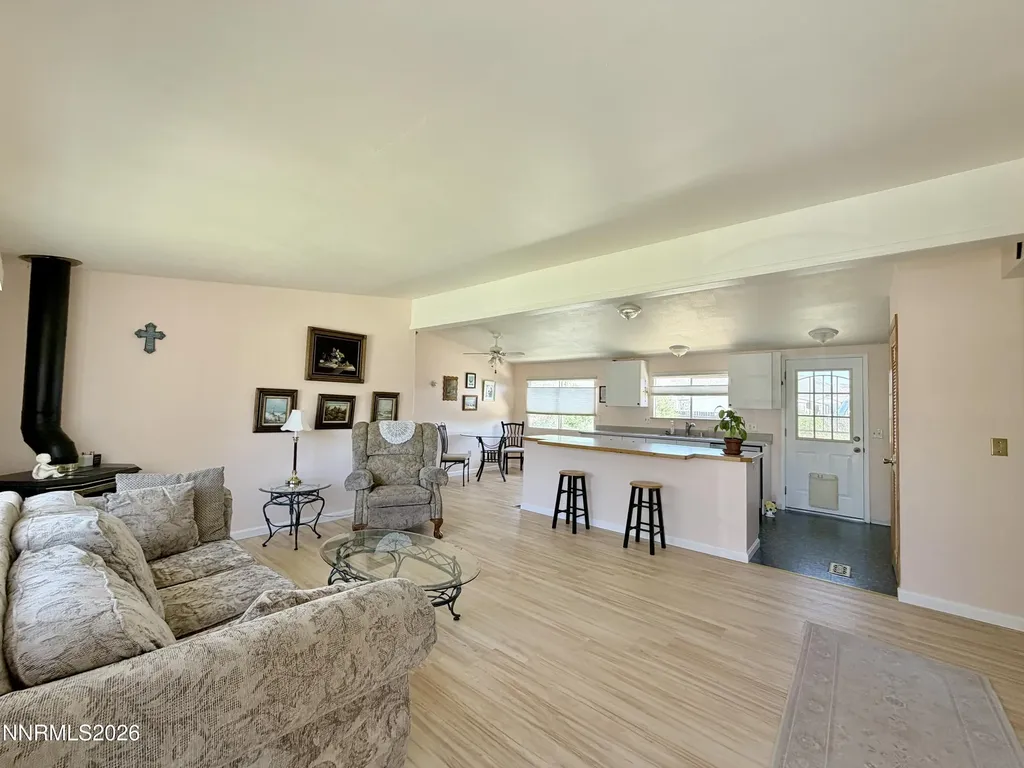 17820 Blackbird Reno NV 89508