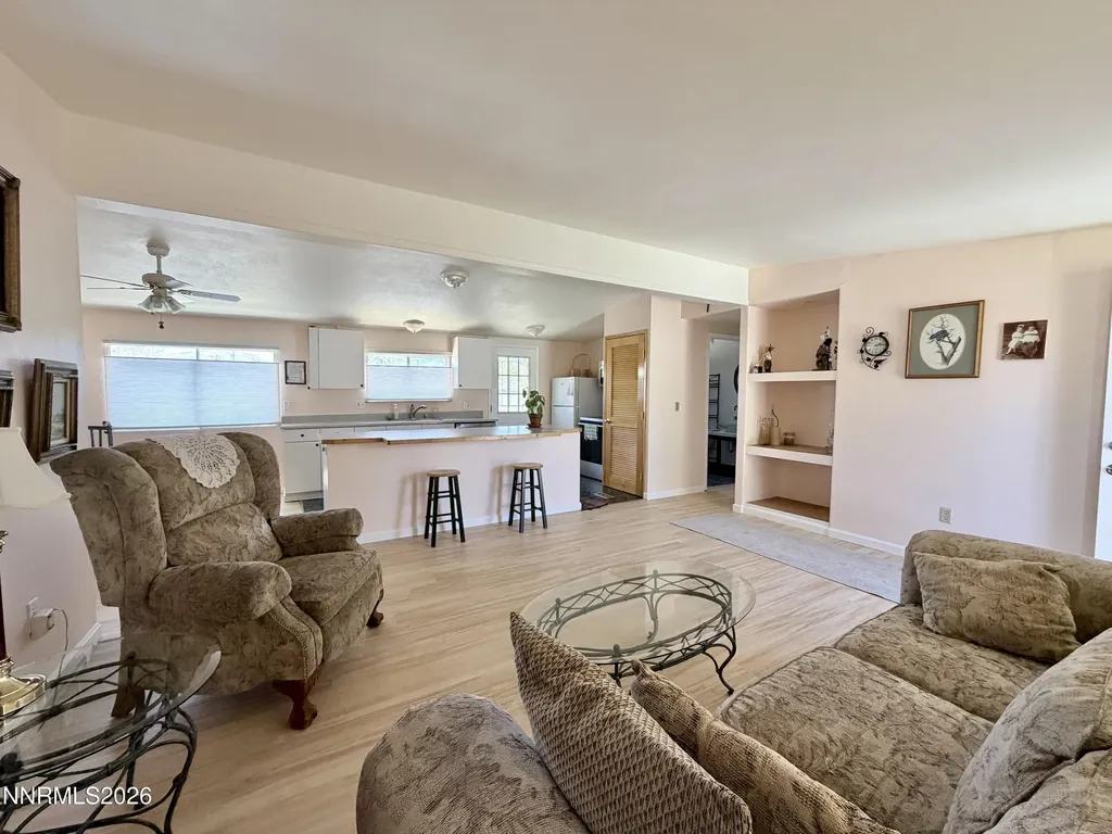 17820 Blackbird Reno NV 89508