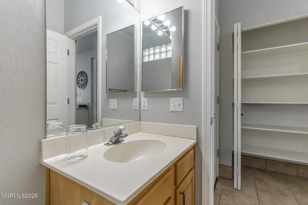 4775 Cedarhill Reno NV 89519