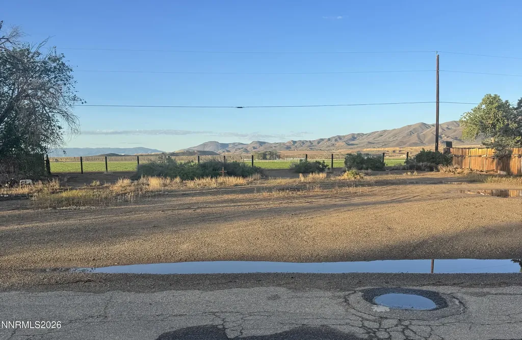 12 Penrose Yerington NV 89447