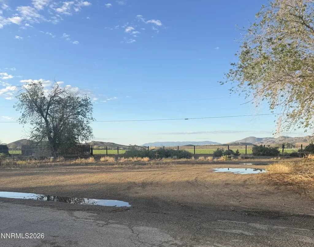 12 Penrose Yerington NV 89447
