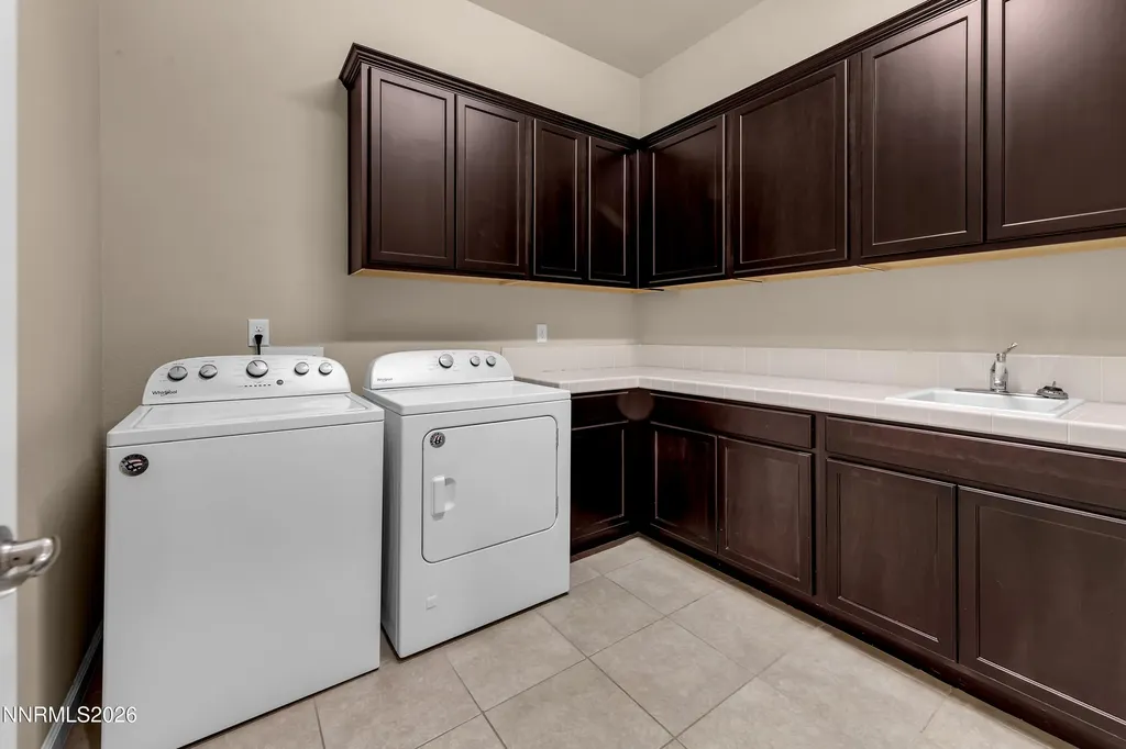 9670 Avitara Reno NV 89521